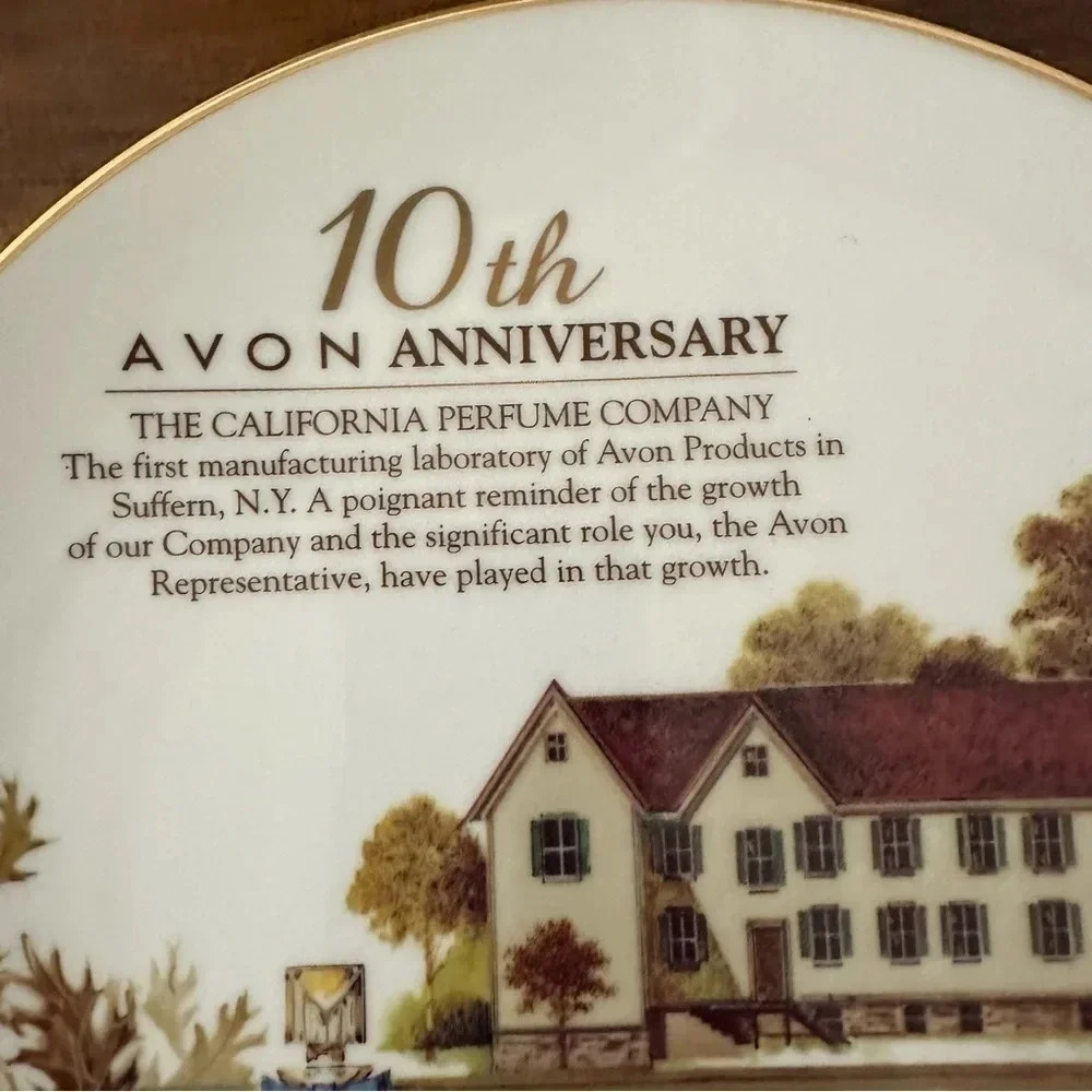 Avon 10th Anniversary California Perfume Company Commemorative Gold Lined Plate - Picture 6 of 7